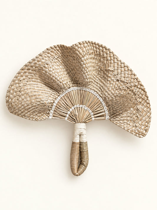 Purun Wavy Woven Fan
