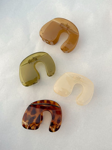 Oasis Hair Clip PREORDER handmade by Village Thrive using natural materials.