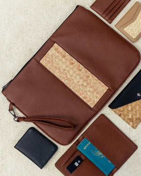 Cove Rattan Laptop Pouch