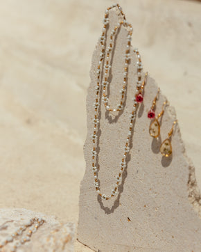 Freshwater Pearl and Flower Beaded Necklace