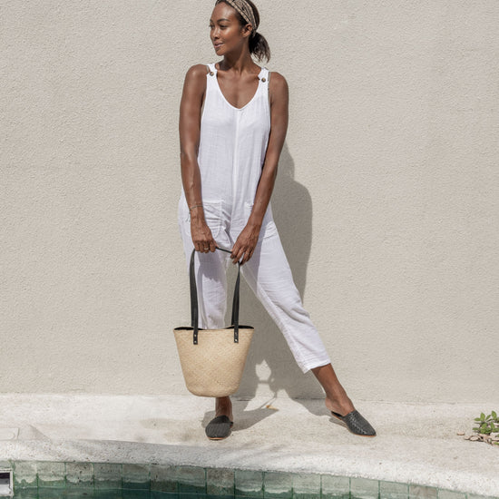 Praya Leather Tote handmade by Village Thrive using natural materials.