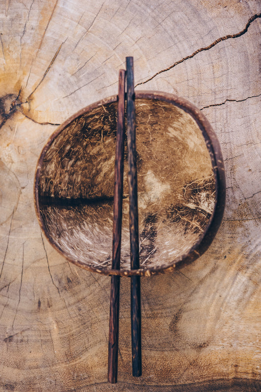 Coconut Ramen Bowl Set handmade by Village Thrive using natural materials.
